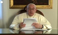 Migranti, Papa Francesco: "Il Mediterraneo e' un grande cimitero"