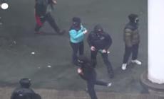 Bruxelles, tafferugli alla protesta contro le restrizioni anti-Covid