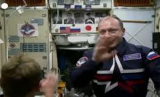 Il miliardario giapponese Maezawa in videochiamata dalla Stazione spaziale internazionale