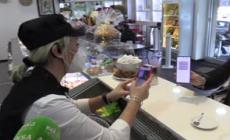 Super green pass obbligatorio al bancone: "E' un caos"