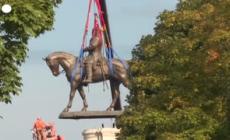 Usa, trovata una capsula del tempo sotto una statua del generale Lee a Richmond
