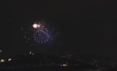 Addio veglione, a Capodanno solo cena e food delivery