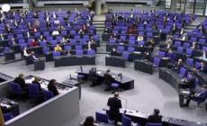 Germania, la Afd protesta contro l'introduzione della regola "2G+" per accedere al Bundestag