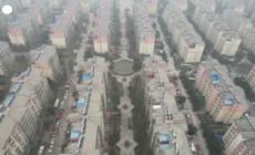 Nessuna macchina in giro, le immagini aeree della citta' cinese di Anyang in lockdown