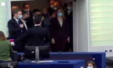 Macron: 'Servono investimenti, non le regole pre-crisi'
