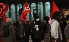 Napoli, in piazza contro i costi della pandemia