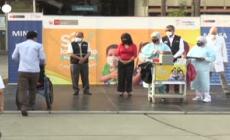 Covid, in Peru' e' uno show l'inizio della vaccinazione dei bambini dai 5 agli 11 anni