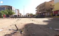 Sudan, i manifestanti  bloccano Khartoum contro il governo militare