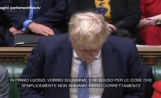 Partygate, Boris Johnson chiede scusa: "Ma nessun passo indietro"