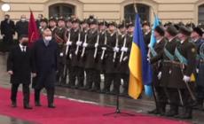 Ucraina, Zelensky accoglie Erdogan a Kiev