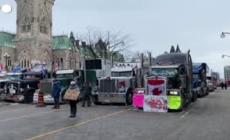 Ottawa, la protesta dei no-vax procede ad oltranza