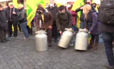 Flash-mob Coldiretti a Roma contro gli aumenti dei costi di produzione