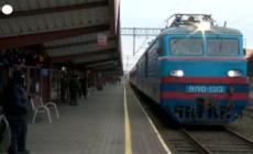 Ucraina, l'arrivo in treno in Polonia di rifugiati da Odessa