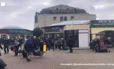 Ucraina, le sirene risuonano a Kiev: residenti corrono per mettersi al riparo