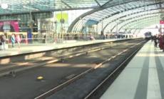 Ucraina, i rifugiati arrivano a Berlino in treno