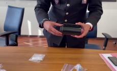 Cagliari, garage abusivi usati come market di droga: come nascondevano la merce