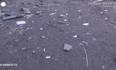 Chernihiv si sveglia distrutta dopo una notte di bombardamenti - Video