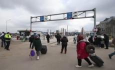 Ucraina: Moldavia accoglie profughi ma a Palanca ore d'attesa