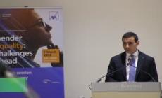 Axa Italia-Bocconi: cresce gap uomo-donna sul lavoro