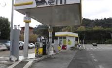 Benzina self sopra i 2 euro,stangata ferma anche pesca