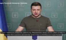 Ucraina, Zelensky: "Ringrazio Biden per le misure su petrolio e gas"