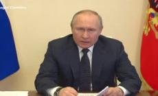 Putin: "L'Occidente agisce con la Russia come pogrom con i pogrom"