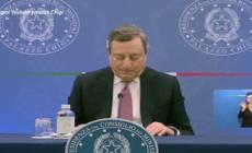 Covid, Draghi: "Green pass un successo, graduale superamento"