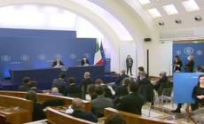 Ucraina, Draghi: "Con armi e sanzioni difendiamo loro e noi stessi"