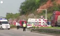 Aereo con 132 persone a bordo precipita nel sud della Cina