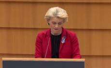 Ucraina, von der Leyen: "Putin lasci andare le navi col grano ferme nel Mar Nero"