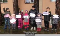 Ucraina, i bambini profughi ringraziano l'Europa per l'accoglienza