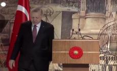 Mosca a Biden: "Insulti dannosi ma serve il dialogo"