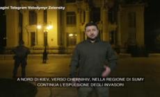 Zelensky: "I russi accumulano forze vicino a Mariupol"