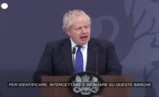 Migranti, Johnson: "La Royal Navy prendera' il controllo della Manica"