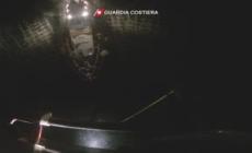 Migranti: 83 su barcone in avaria a largo Siracusa, soccorsi