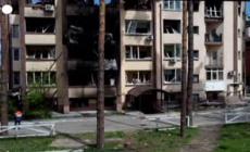 Ucraina, desolazione e distruzione a Irpin: le immagini dei droni