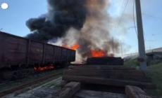 Ucraina, bombardamenti nel Donetsk: colpita una stazione ferroviaria