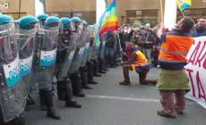 Primo Maggio: Torino, tensioni tra manifestanti e polizia