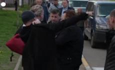 Ucraina, Bono e The Edge degli U2 in visita a Bucha