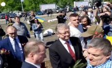 Ucraina:  l'ambasciatore russo a Varsavia imbrattato di vernice rossa