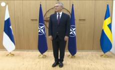 Nato, presentate le domande di adesione di Finlandia e Svezia