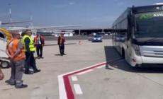 Conference League, la Roma sale sull'aereo per Tirana