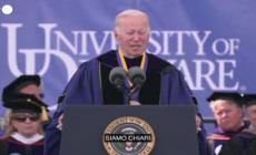Texas, Biden: "Mentre sto parlando, quei genitori si preparano a seppellire i loro figli"
