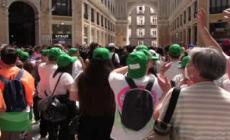 L'Onda musicale travolge Napoli, studenti in festa alla Galleria Umberto