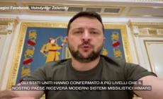 Ucraina, Zelensky: "Resistiamo a Severodonetsk, grazie Usa per le nuove armi"