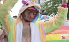 Bangkok, primo Gay Pride dopo 16 anni: molte persone in strada