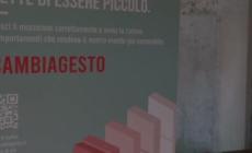 Torna #cambiagesto, la campagna contro la dispersione dei mozziconi
