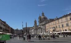 Salario minimo, i pareri fra i camerieri in centro a Roma