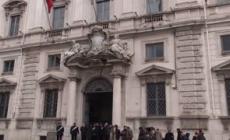 Viminale a sindacI: "Doppio cognome senza accordo genitori"