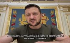 Zelensky: "Russia vuole distruggere Donbass. Accelerare la fornitura di armi"
